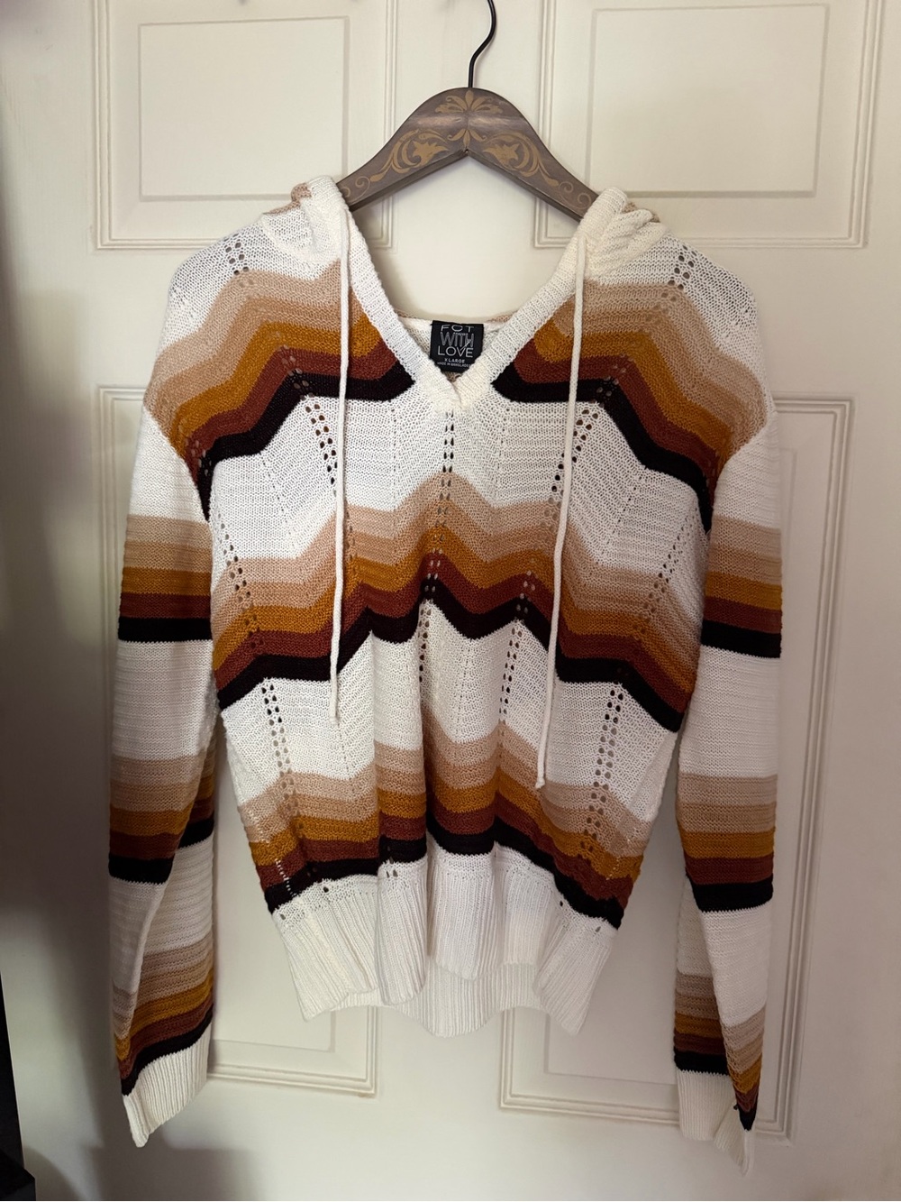 V-Neck Striped Hooded Sweater in Cream, Brown & Tan